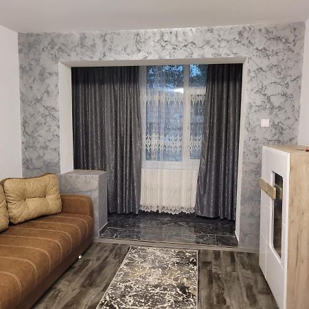 ياش Apartament Regim Hotelier 2 المظهر الخارجي الصورة