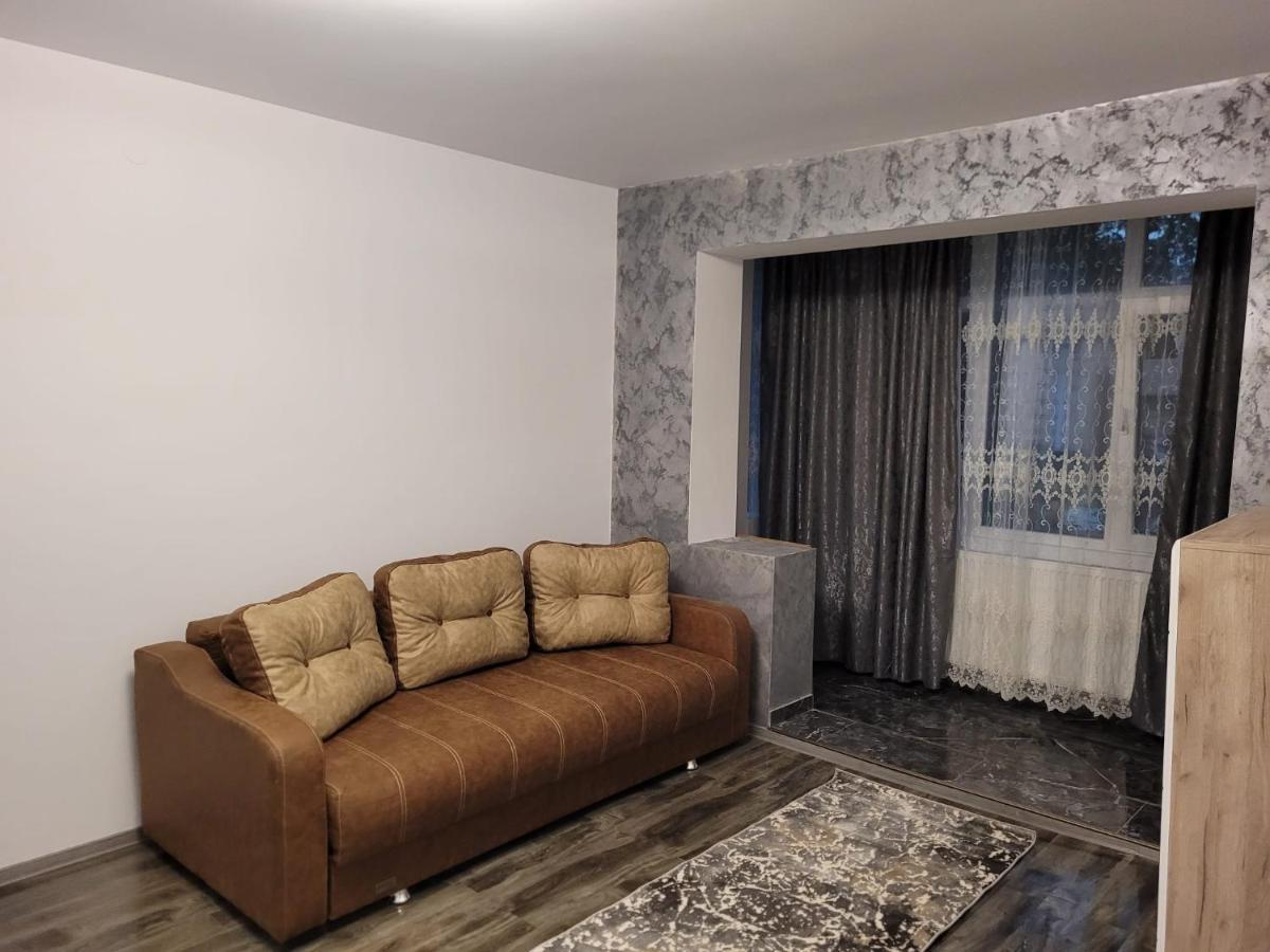 ياش Apartament Regim Hotelier 2 المظهر الخارجي الصورة