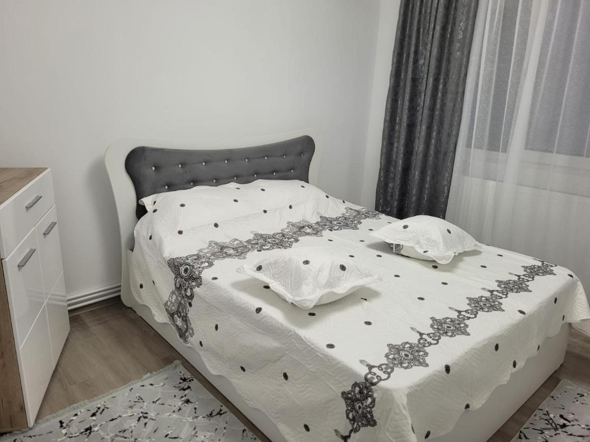 ياش Apartament Regim Hotelier 2 المظهر الخارجي الصورة