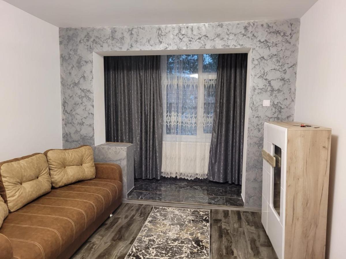 ياش Apartament Regim Hotelier 2 المظهر الخارجي الصورة